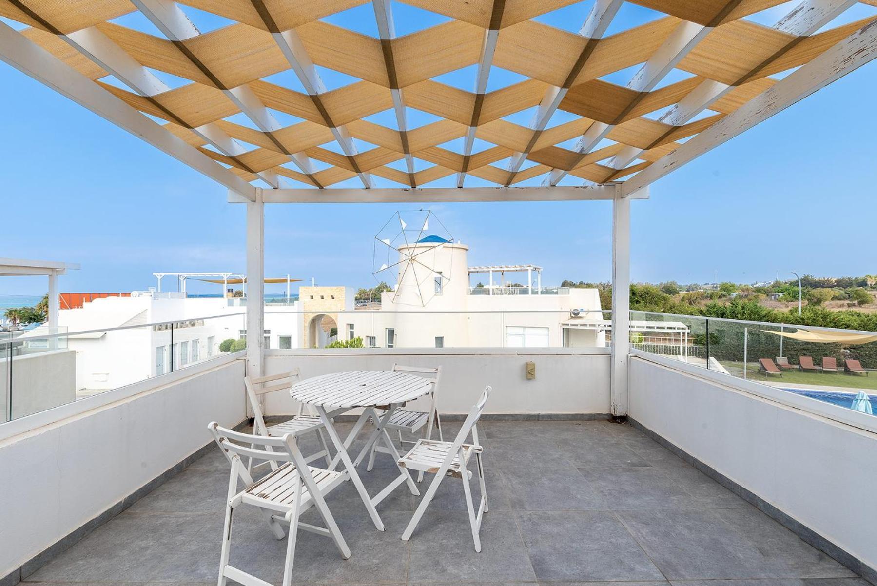 Blue Diamond Beach Villas Paphos Eksteriør billede