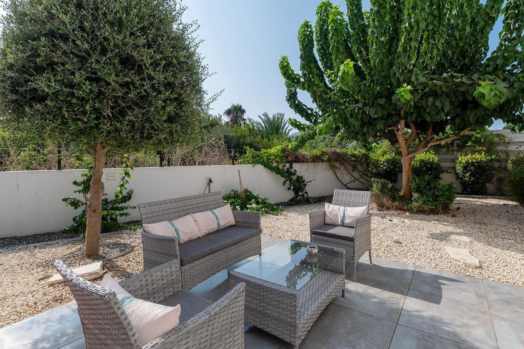 Blue Diamond Beach Villas Paphos Eksteriør billede