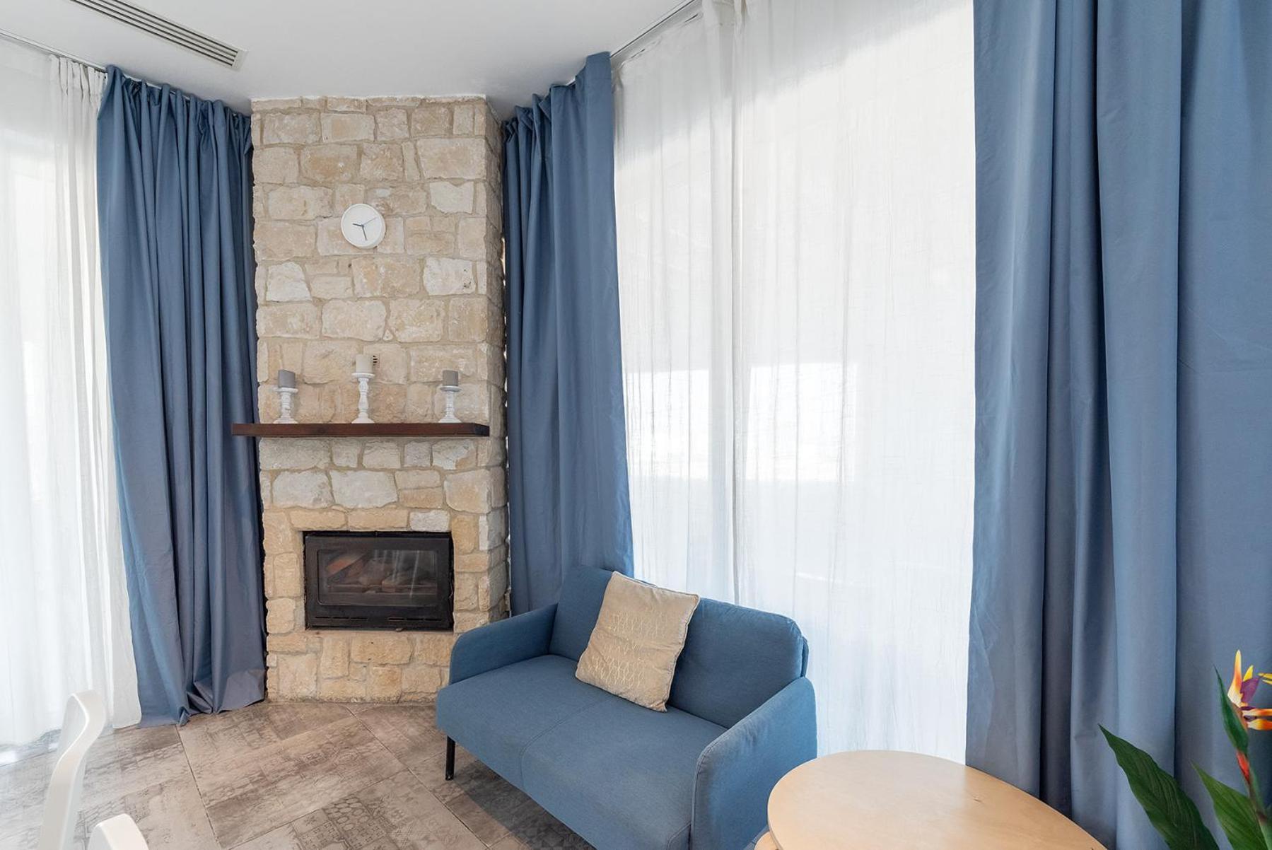 Blue Diamond Beach Villas Paphos Eksteriør billede